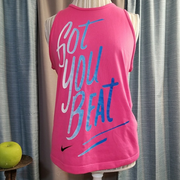 Nike Tops - 🌻🌺🌻NIKE GRAPHIC TANK TOP!!